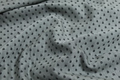 Silver / Black Spot