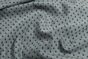 Silver / Black Spot