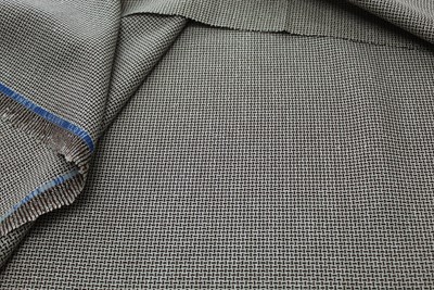 CREAM / BROWN CROSSHATCH (PLAIN)